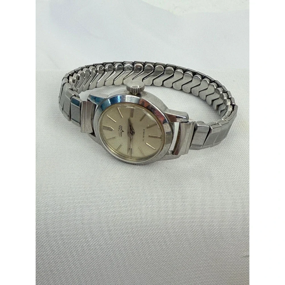 Vintage Vulcain 17 Jewels Swiss Made Stainless Steel Watch Antimagnetic Incabloc